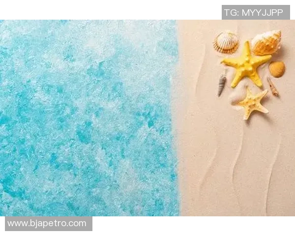 男士泳装时尚潮流解析 引领夏季海滩新风尚 打造完美夏日度假造型