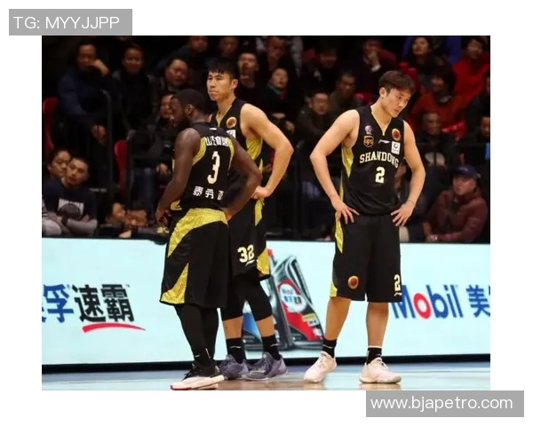 深圳篮球队阵地战分析：优劣势与未来发展方向探讨