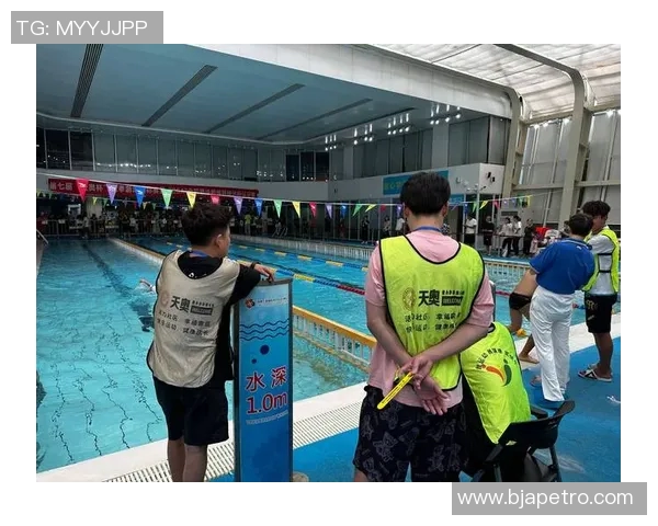 蝶泳技术解析与训练方法：从基础动作到提升技巧的全面指南