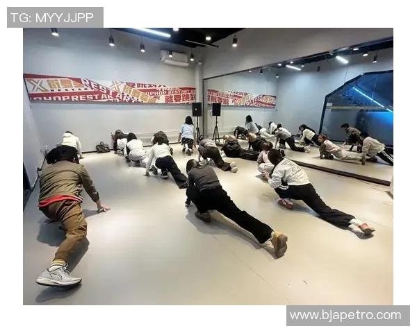 广州街舞队的灵活性探索与街舞文化的深度融合之路