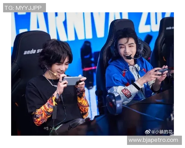 华晨宇与足球明星同框合影展现运动与音乐的完美结合 华晨宇与足球明星同框合影展现运动与音乐的完美结合